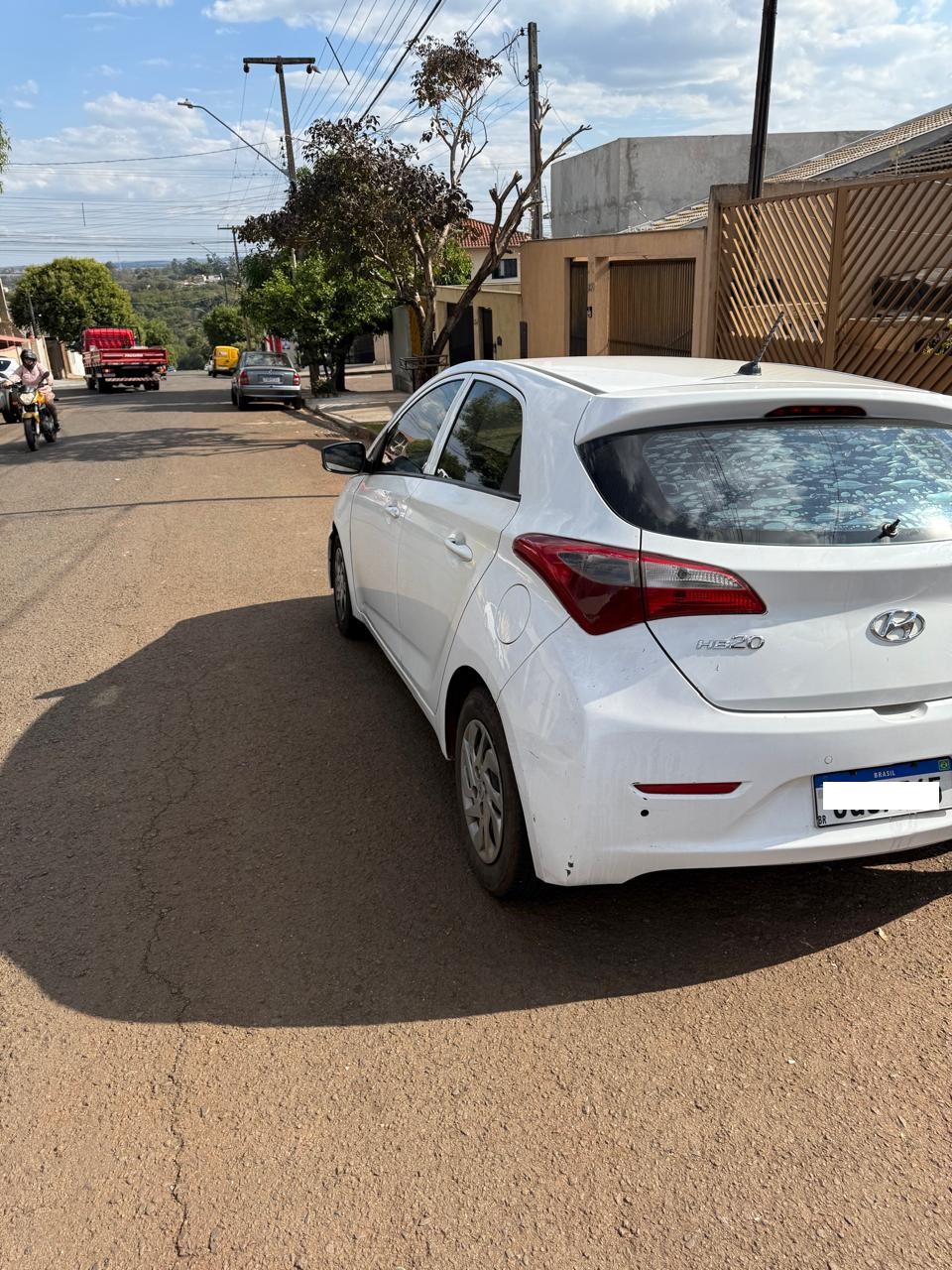 HB20 CONFORTILINE 1.0 2014